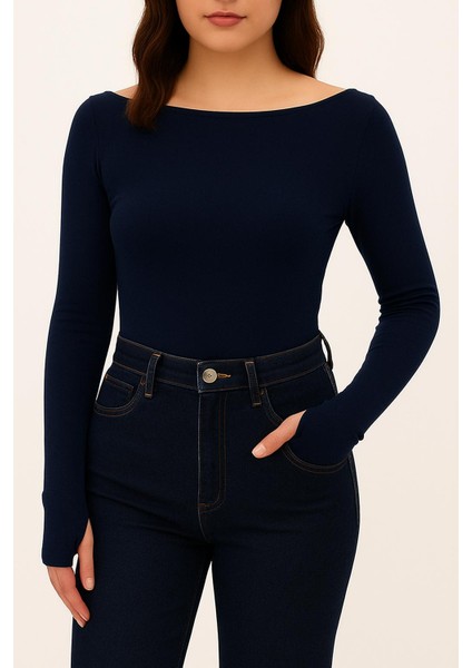Yumuşak Dokulu Pamuk Dokuma Uzun Kol Prenses Kayık Yaka Parmak Geçmeli Body Modal T-Shirt
