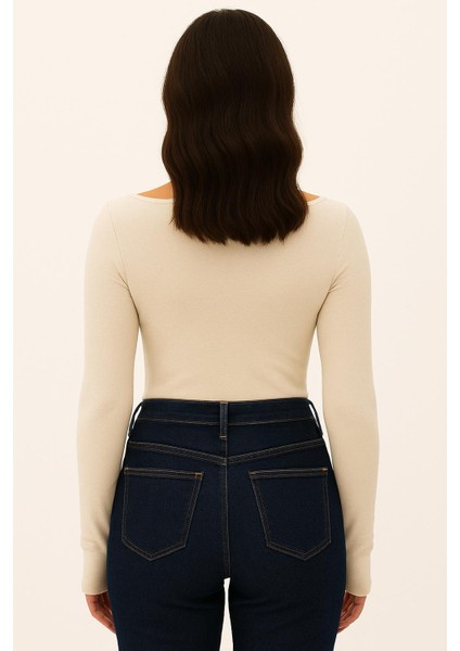 Yumuşak Dokulu Pamuk Dokuma Uzun Kol Prenses Kayık Yaka Parmak Geçmeli Body Modal T-Shirt fiyatları