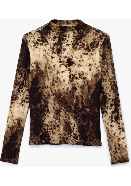 x Şahika Ercümen - Slim Fit Uzun Kollu Dik Yaka Leopar Desenli Tişört fiyatları