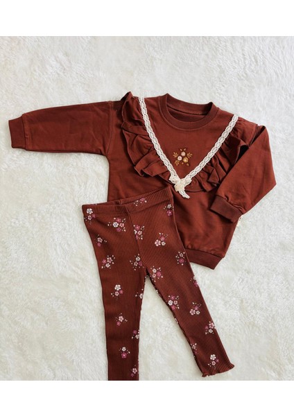 Dantel Fırfır Detaylı Kız Çocuk 2’li Takım – Çiçek Baskılı Ribana Tayt ve Sweatshirt
