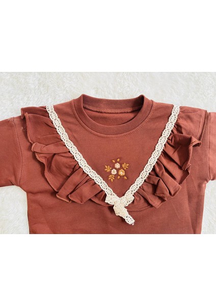 Dantel Fırfır Detaylı Kız Çocuk 2’li Takım – Çiçek Baskılı Ribana Tayt ve Sweatshirt modelleri