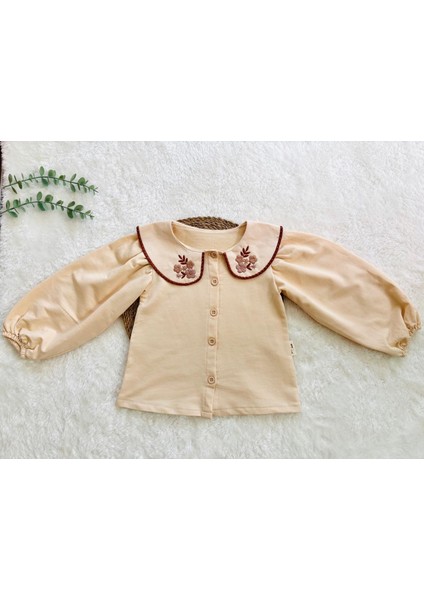 Çiçek Nakışlı Kabarık Kollu Kız Çocuk 2’li Takım – Yakalı Bluz ve Nakışlı Pantolon fırsatları
