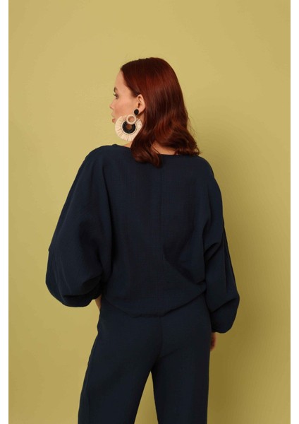 Önü Büzgülü Bluz Lacivert indirimleri