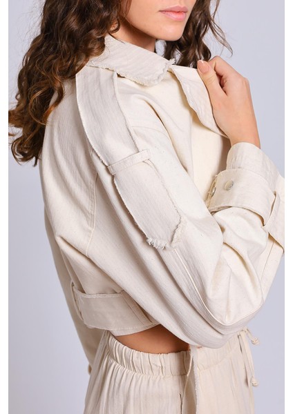 Reglan Kısa Ceket Taş indirimleri