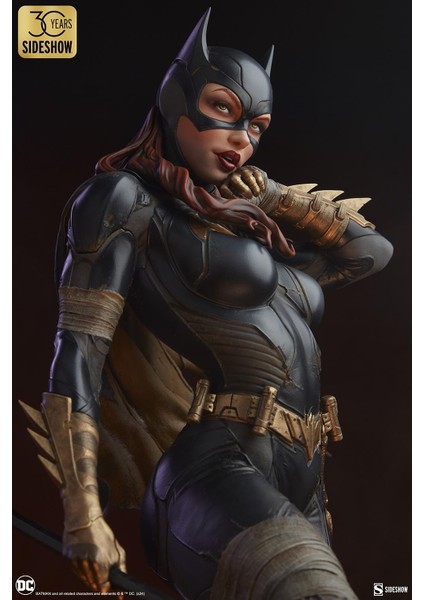 Batgirl Premium Format Figure