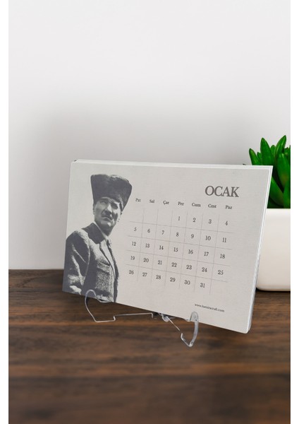 2026 Yılı Nostaljik Atatürk Temalı Standlı Masa Üstü Takvimi - Öğretmen - Yılbaşı Hediyesi