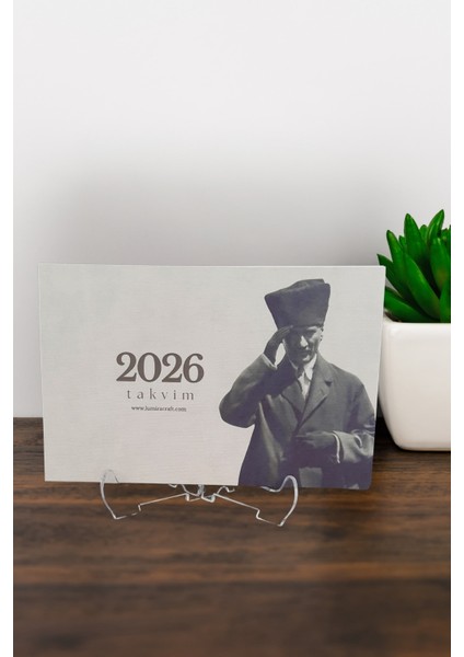 2026 Yılı Nostaljik Atatürk Temalı Standlı Masa Üstü Takvimi - Öğretmen - Yılbaşı Hediyesi fırsatları