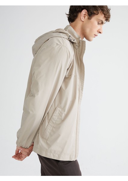 Yeni Sezon Standart Kalıp Kapüşonlu Erkek Mont