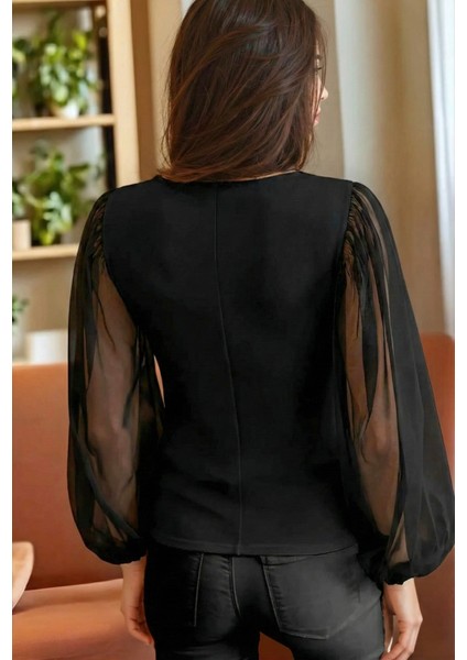 Kadın Kolu Tül V Yaka Esnek Kumaş Bluz