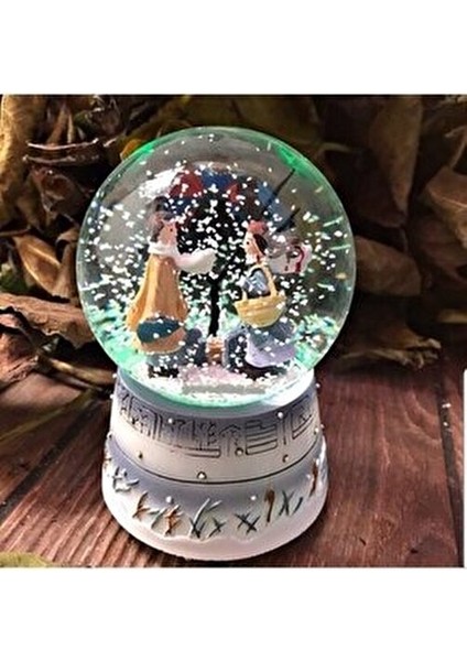 Işıklı Müzikli Kar Küresi Kış Masalı 16 cm Büyük Boy Renkli Işıklar ve Müzik Özelliği