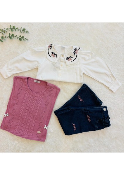 Nakış Detaylı Kız Çocuk 3’lü Takım – Işlemeli Yaka Bluz, Nakışlı Kot Pantolon ve Triko Kazak