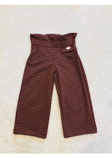 Triko Yelekli Kız Çocuk 3’lü Takım – Fermuarlı Kırmızı Yelek, Ribanalı Uzun Kol Bluz ve Ekose Pantolon indirimleri