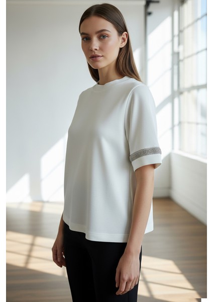 Bisiklet Yaka Taş Işlemeli Regular Örme Tişört