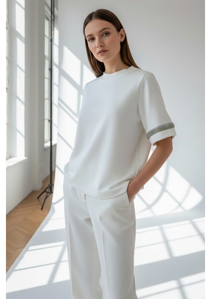 Bisiklet Yaka Taş Işlemeli Regular Örme Tişört