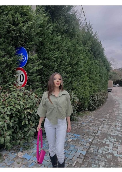 Haki Yan Detaylı Gömlek