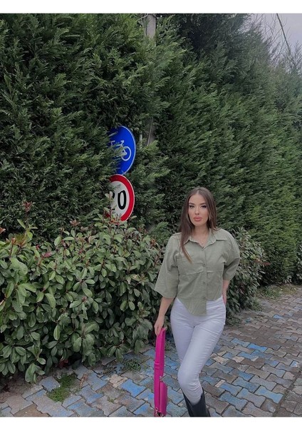 Haki Yan Detaylı Gömlek