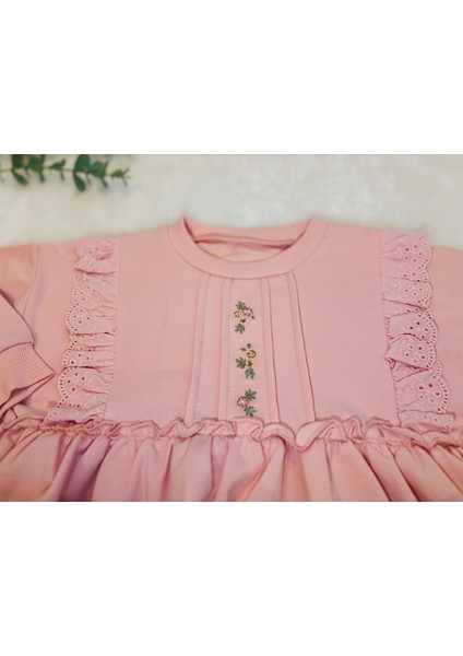 Dantel Fırfır Detaylı Kız Çocuk 2’li Takım – Nakışlı Sweatshirt ve Rahat Pantolon fiyatları