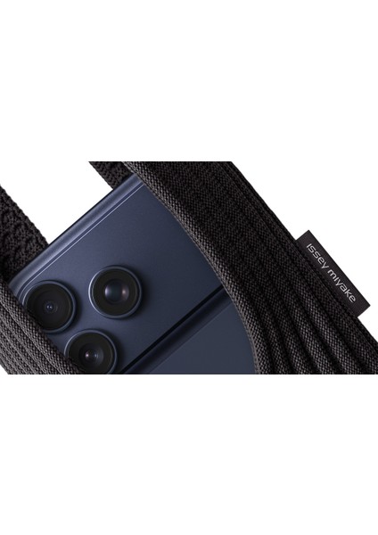 Tüm Telefonlarla Uyumlu iPhone Pocket Issey Mıyake Örgü Telefon Çantası Askısı 40CM