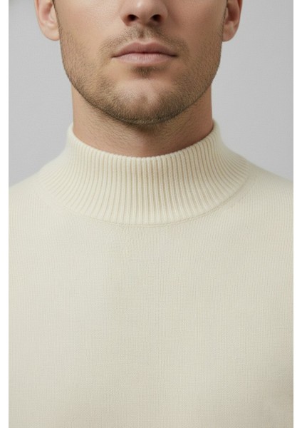 Erkek Slim Kesim Yumuşak Dokulu Tüylenmeyen Yarım Balıkçı Yaka Triko Kazak