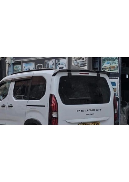 Peugeot Partner Ile Uyumlu 2009- Abs Yarasa Piano Blak Spoiler (Siyah) fırsatları
