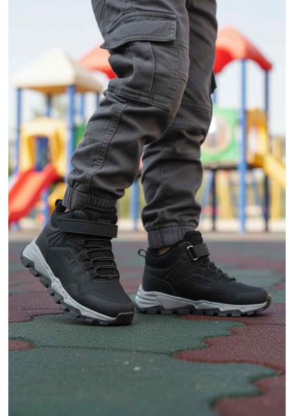 Siyah Gri Cırtlı Erkek Çocuk Outdoor Bot modelleri