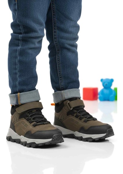 Haki Gri Cırtlı Erkek Çocuk Outdoor Bot