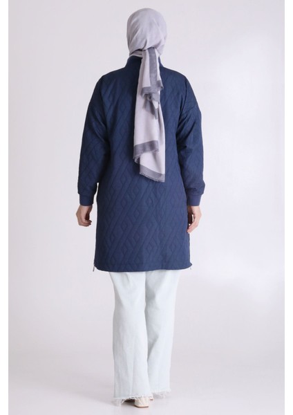 Büyük Beden Kapitone ve Işlemeli Tesettür Kap fırsatları