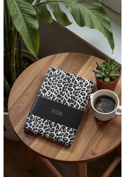 2026 Ajanda A5 Leopar Kapak 15X21CM 168 Yaprak Ayraçlı Planlayıcı Günlük Suni Deri Leopar Kapaklı Ajanda Beyaz