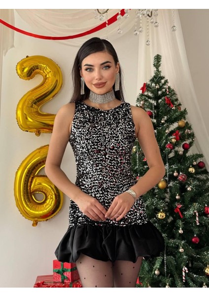 ✨ Siyah Pul Payet Mini Volanlı Elbise S
