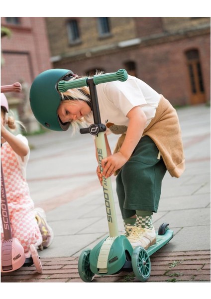 Highwaykick 3s Çocuk Scooterı, Forest - LED Tekerlekli, Katlanabilir ve Ayarlanabilir fırsatları