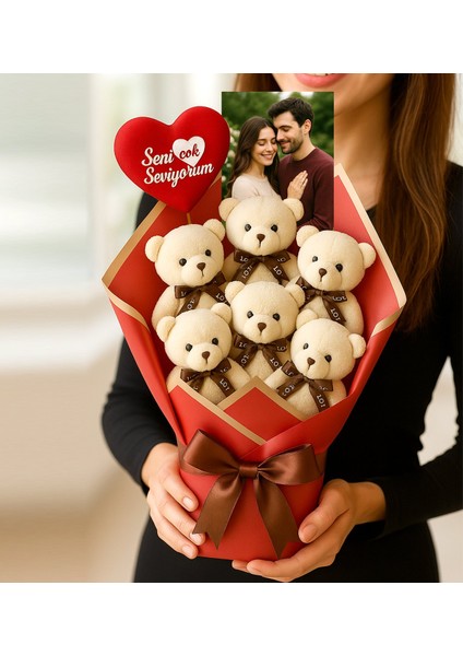 Kişiye Özel Fotoğraflı Aşk Ayıcık Buketi - 5'li Sevimli Ayıcık ve Seni Çok Seviyorum Kalpli Hediye