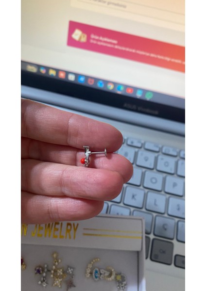 Taşlı Kiraz Tasarım Tragus Helix Pearsing Kıkırdak Küpe (Hediyeli)