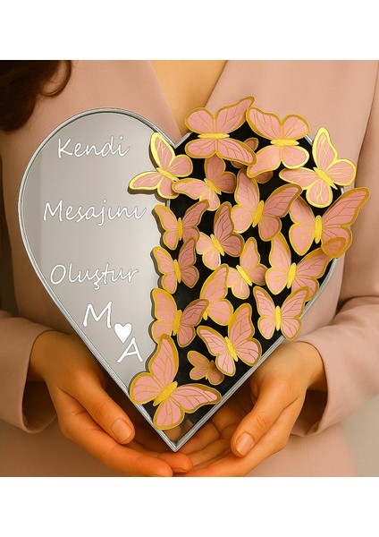 Kişiye Özel Mesajlı Kalp Kutu Ayna ve Kelebek Buketi Hediye Kutusu Kendi Mesajını Oluştur