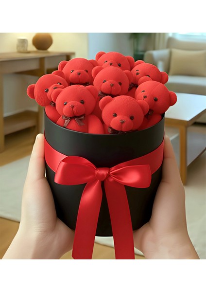 Kırmızı Ayıcık Buketi Silindir Hediye Kutusu Sevgiliye Özel Kalpli Ayıcık Aranjmanı