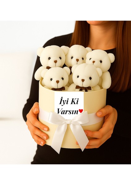 Ayıcık Buketi Iyi Ki Varsın Mesajlı 5 Adet Beyaz Ayıcık Kutusu Hediye Kutusu Beyaz Ayıcık Kutusu Hediye Seti