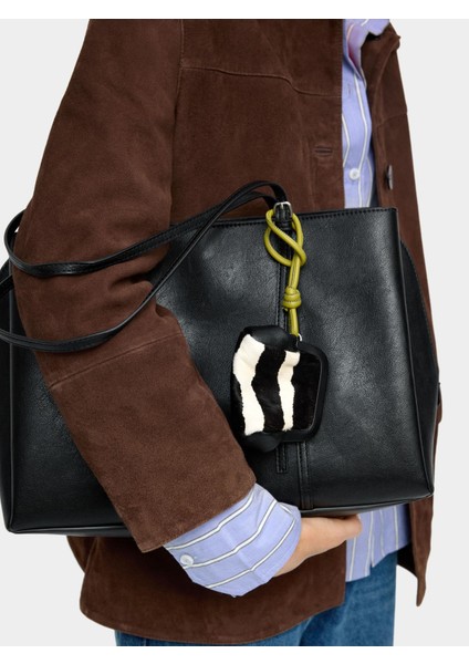 Deri Içerikli Omuz Askılı 13" Laptop Çantası fiyatları