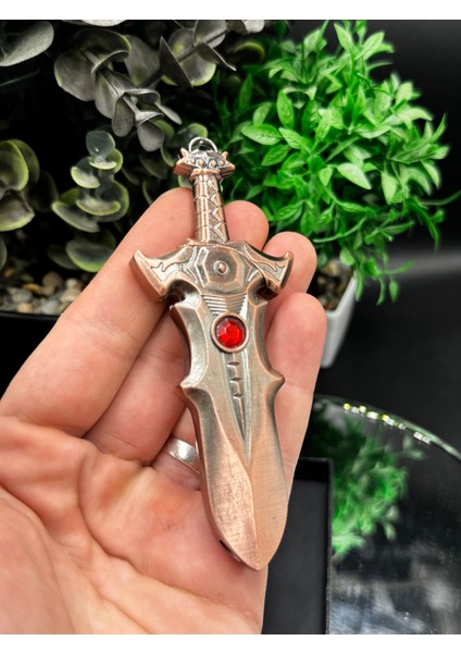 Kılıç Şeklinde Eskitme Renkli Tek Torchlu Yanan Metal Gazlı Çakmak