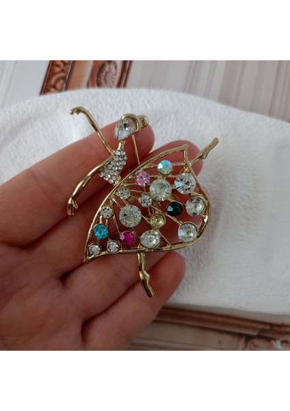 Zirkon Taşlı Dans Eden Balerin Broş fırsatları