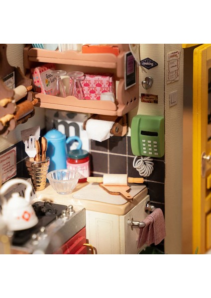 Rolife Cozy Kitchen - Kendin Yap Minyatür Maket fırsatları