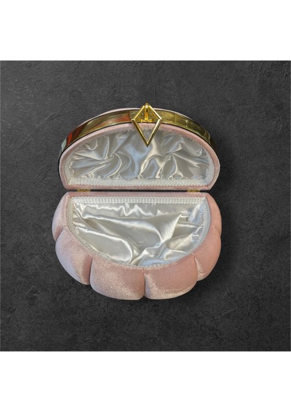 Şık ve Kullanışlı D Model Ithal Kumaş Makyaj ve Tıraş Kutusu fiyatları