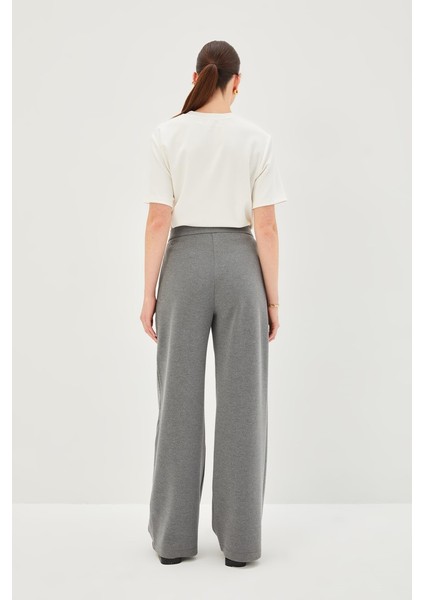 Pileli Düz Kesim Antrasit Örme Pantolon