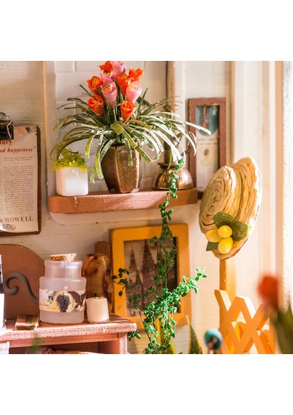 Rolife Miller's Garden - Kendin Yap Minyatür Maket