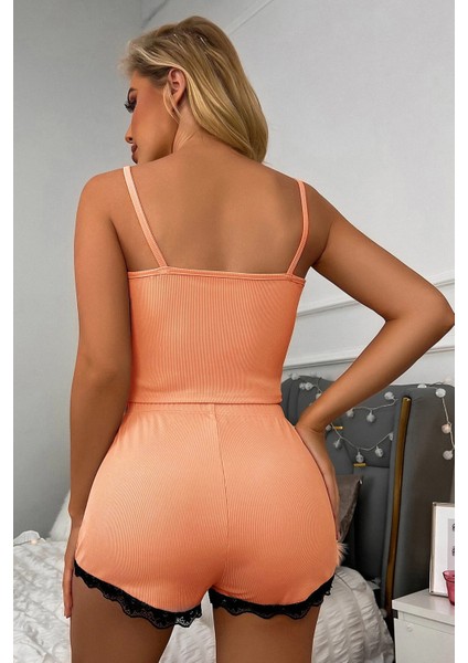 Kadın Mercan Pembe Alt ve Üst Dantel Detaylı Şortlu Gecelik Takımı fiyatları