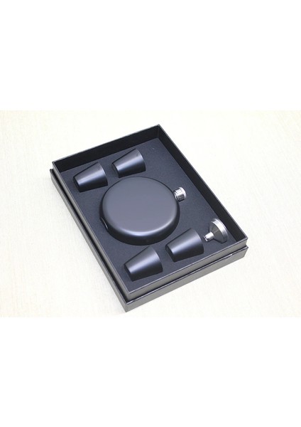 4 Shot Bardaklı Matara Seti Yuvarlak Siyah