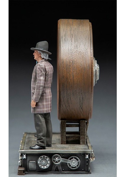 Back To The Future 3: Marty And Doc At The Clock Deluxe Art Scale fırsatları