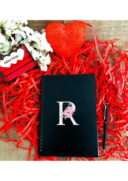 Çiçek Harf Baskılı Ahşap Defter Kalem Seti - Siyah