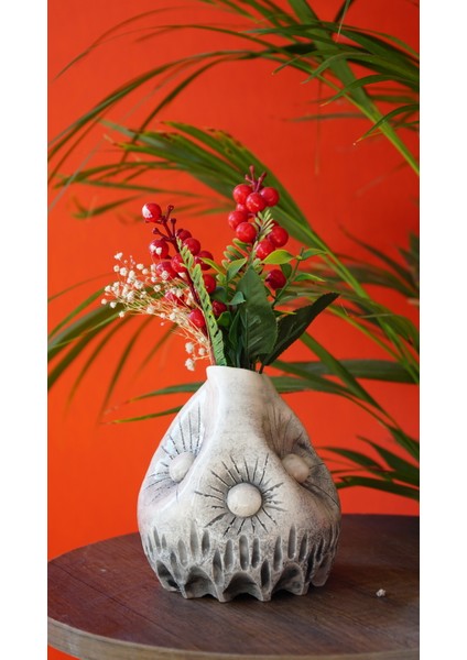 El Yapımı Ay Yüzeyi Dokulu Seramik Vazo – 20 cm Yükseklik, Özel Doku Efektli Modern Dekoratif Vazo