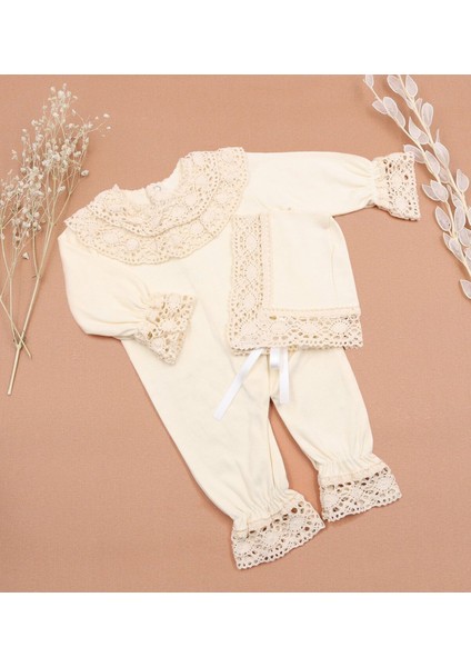 Yenidoğan Kız Bebek Için Zarif ve Sevimli Hediye Seti fiyatları