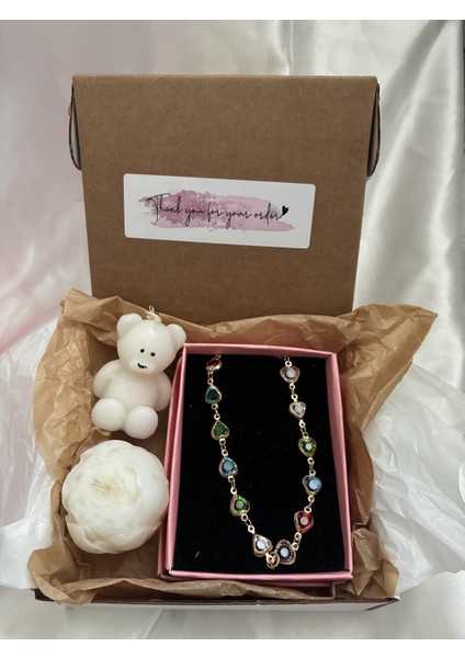 Şık Kalp Kolye ve Mumlu Hediye Seti, Ayıcıklı ve Şakayık Tasarım