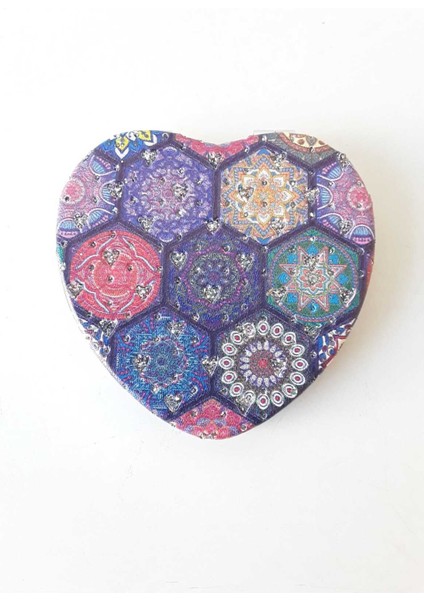 Desenli Taşlı Çift Taraflı Kalp Şekilli Ince Makyaj Aynası (7,50 Cm)